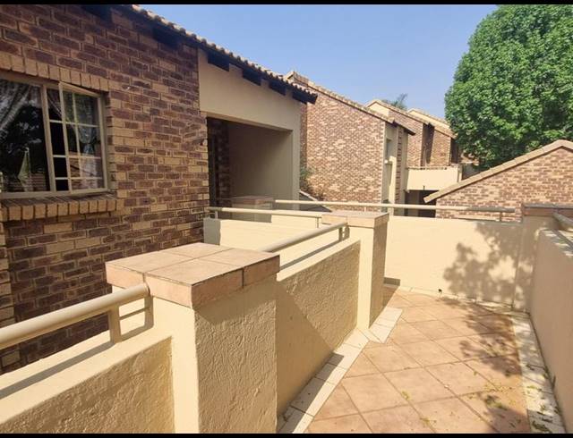 2 BEDROOM PROPERTY TO RENT IN OLYMPUS AH